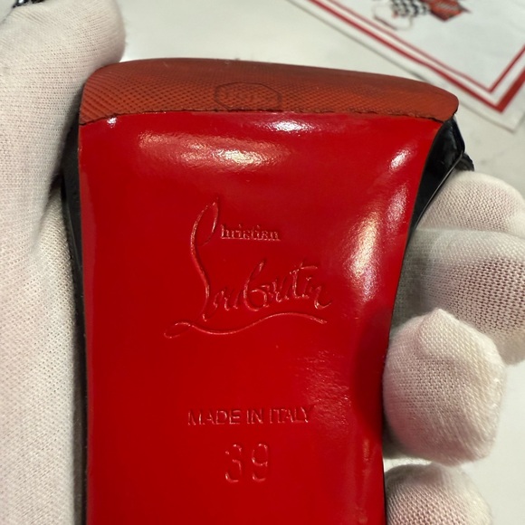 Christian Louboutin Glossy Black Heels with Red Sole - Picture 5 of 16